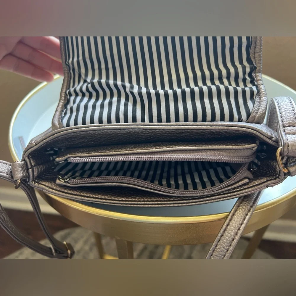 Olivia Miller Handbag Collection Sling Bag - Picture 3 of 6